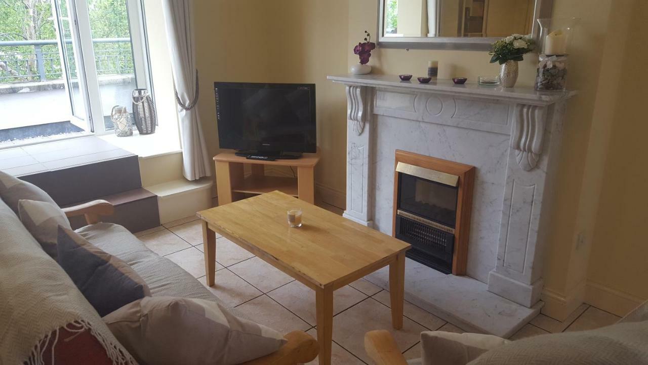 ホテル Coiribe House B&Selfbreakfast ゴールウェイ エクステリア 写真